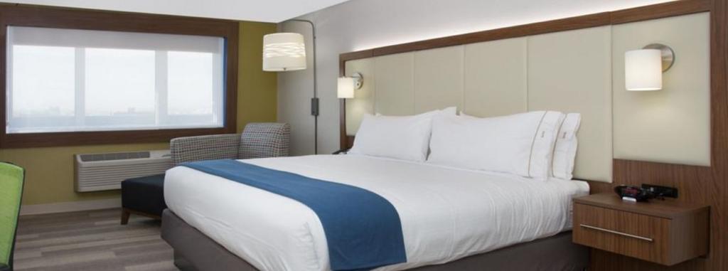 Express & By Ihg Hotel